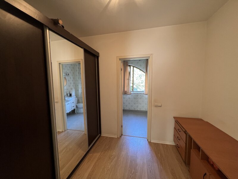 Ghioceilor, Bragadiru Vila deosebita, 5 camere + mansarda